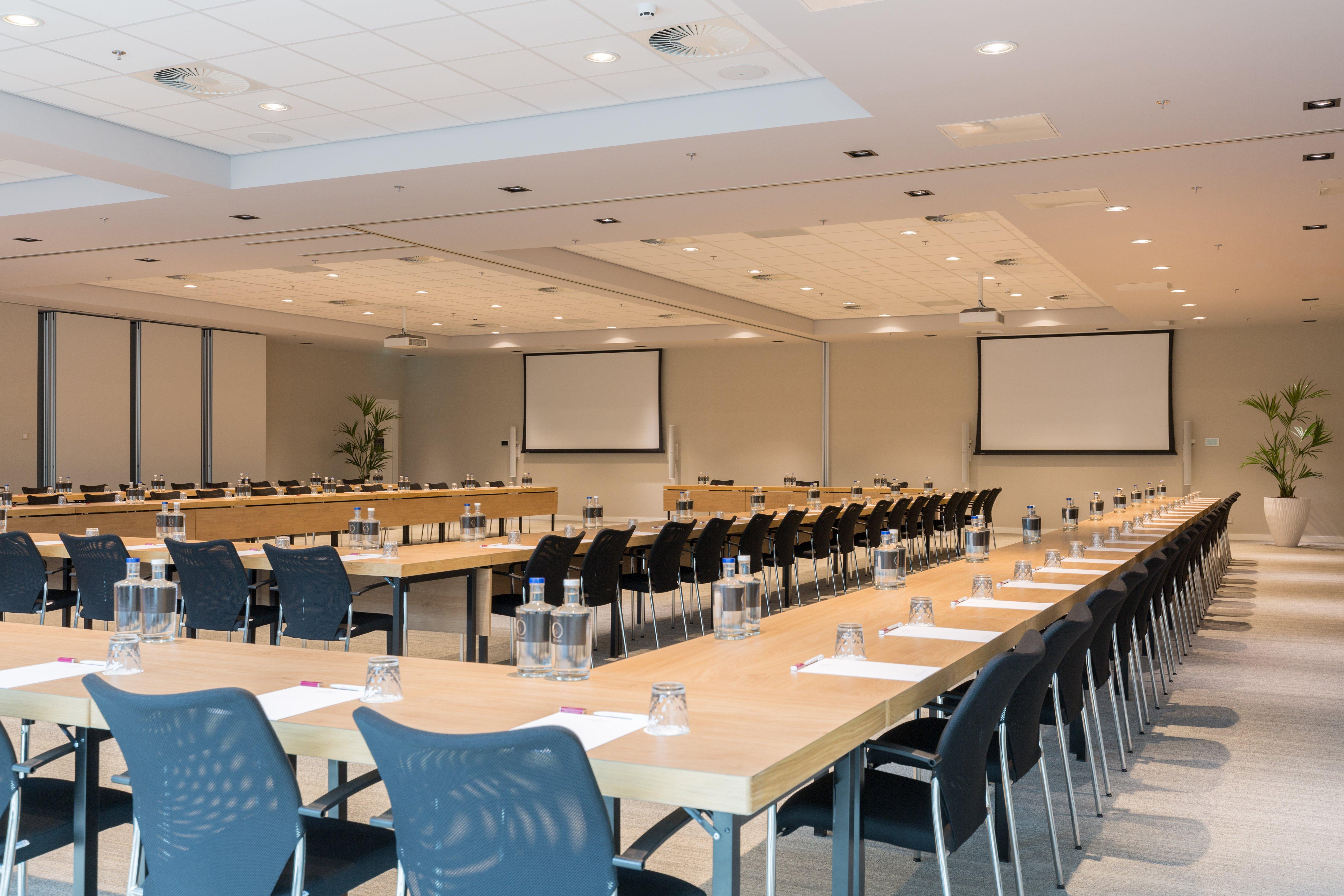 Crowne Plaza Utrecht - Central Station By Ihg Bagian luar foto
