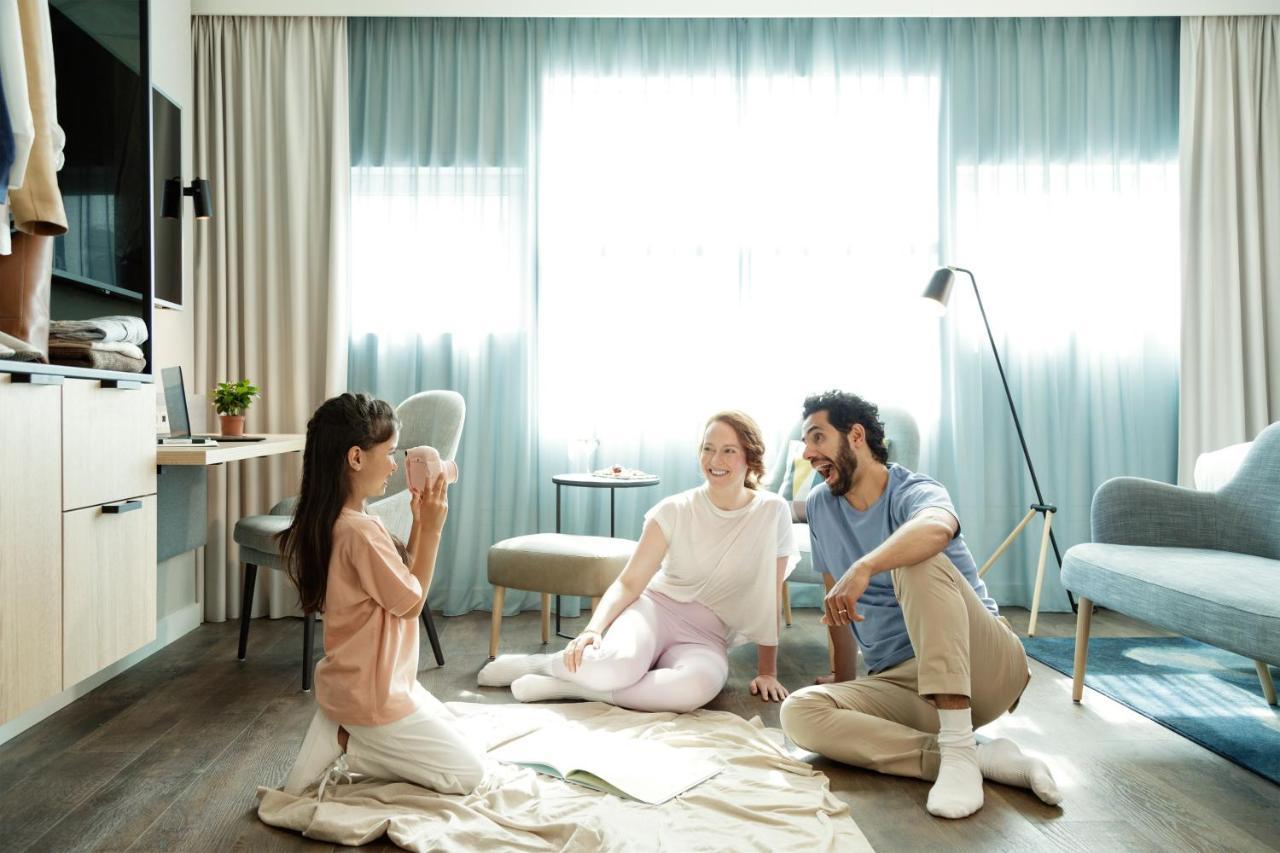 Crowne Plaza Utrecht - Central Station By Ihg Bagian luar foto