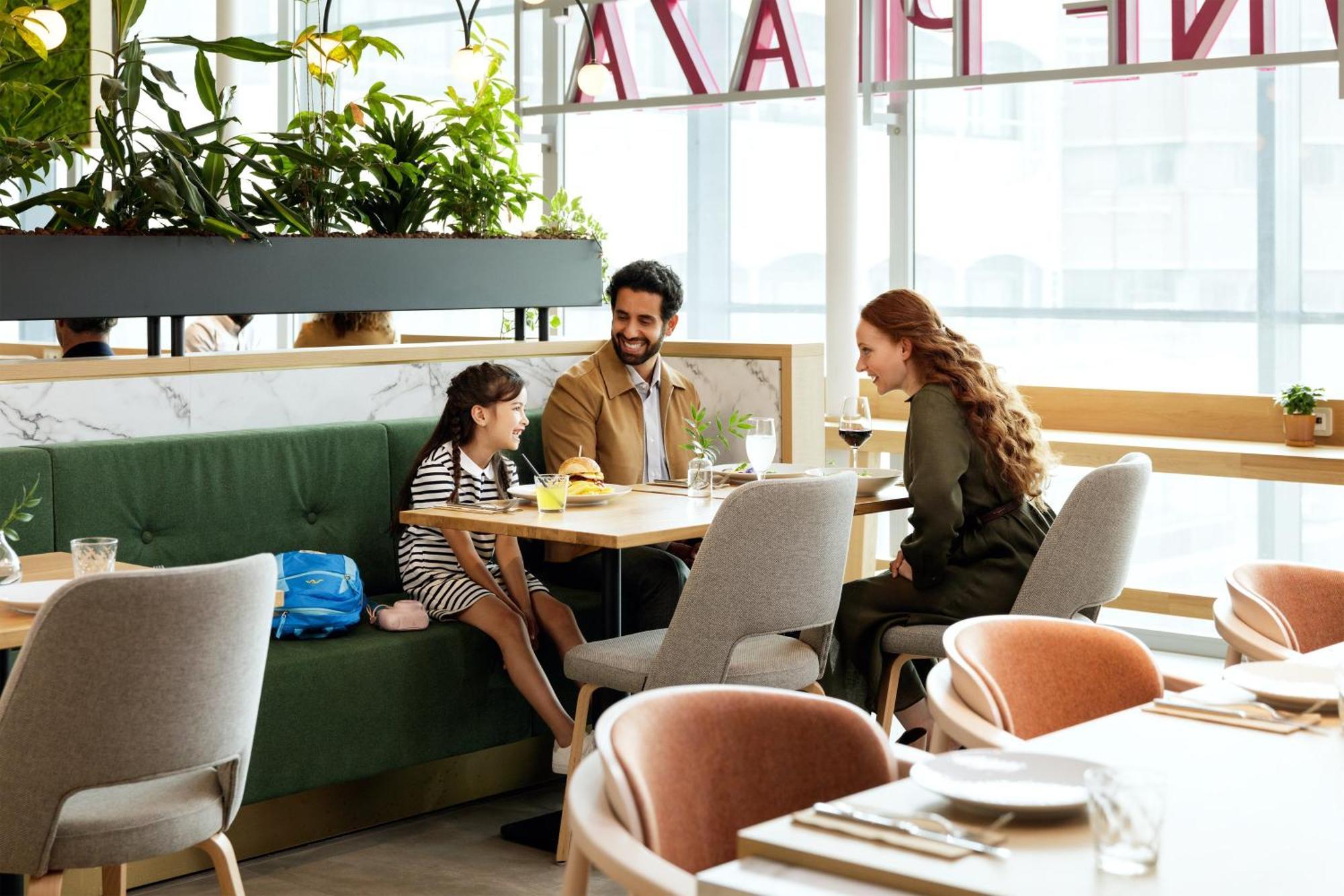 Crowne Plaza Utrecht - Central Station By Ihg Bagian luar foto
