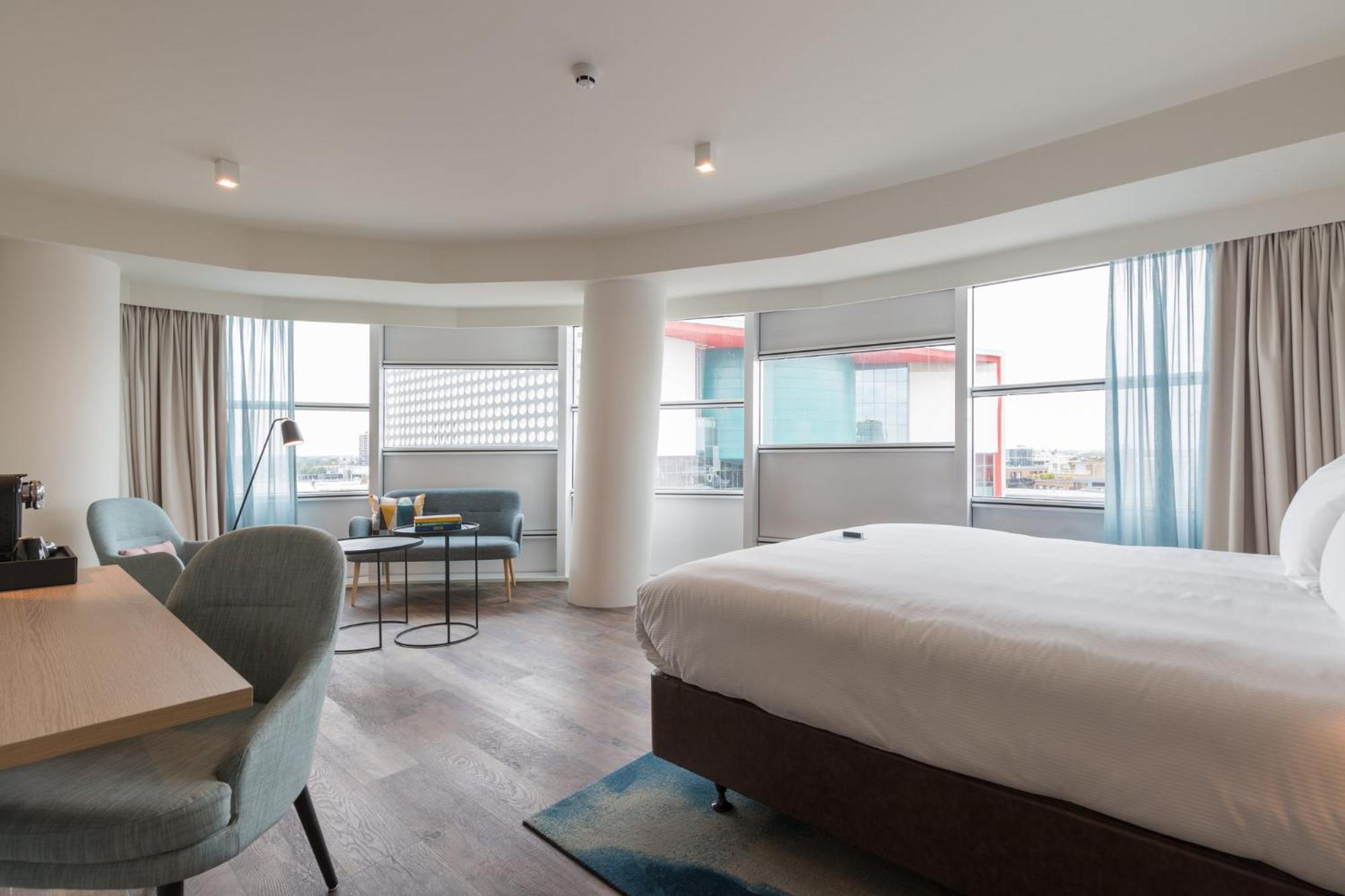 Crowne Plaza Utrecht - Central Station By Ihg Bagian luar foto